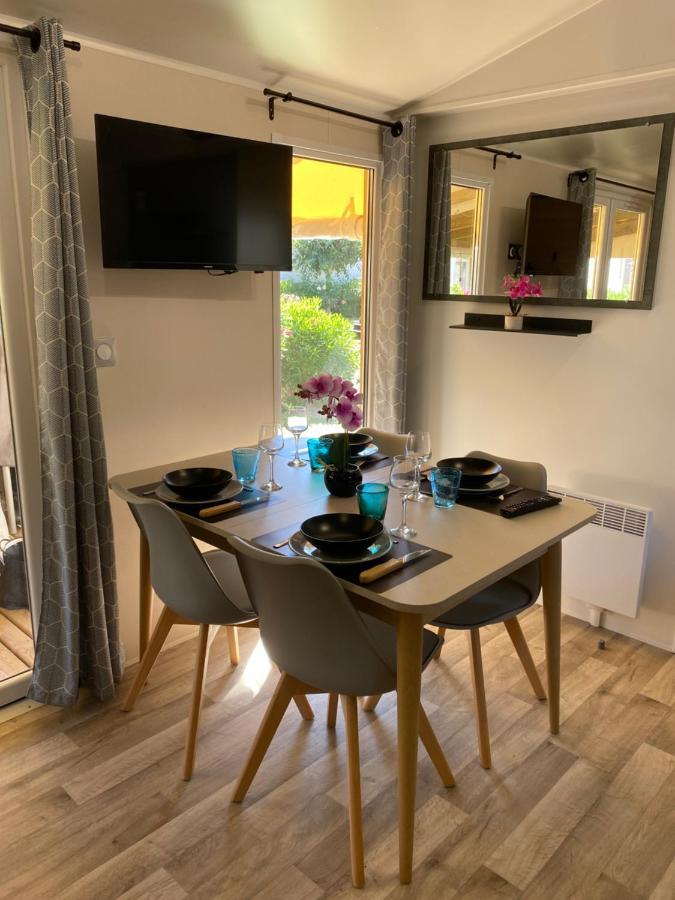 Mobil Home De Charme Fréjus Zewnętrze zdjęcie